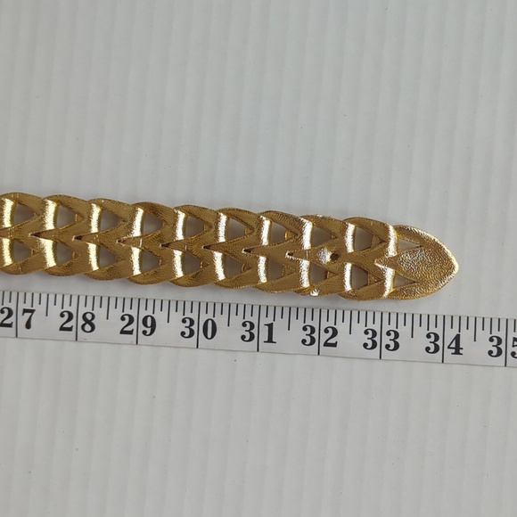 Faux Leather Metallic Gold Tone Cut Out Belt with Buckle SM Gold - Picture 12 of 16